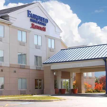 Fairfield Inn And Suites By Marriott Chicago St. Charles