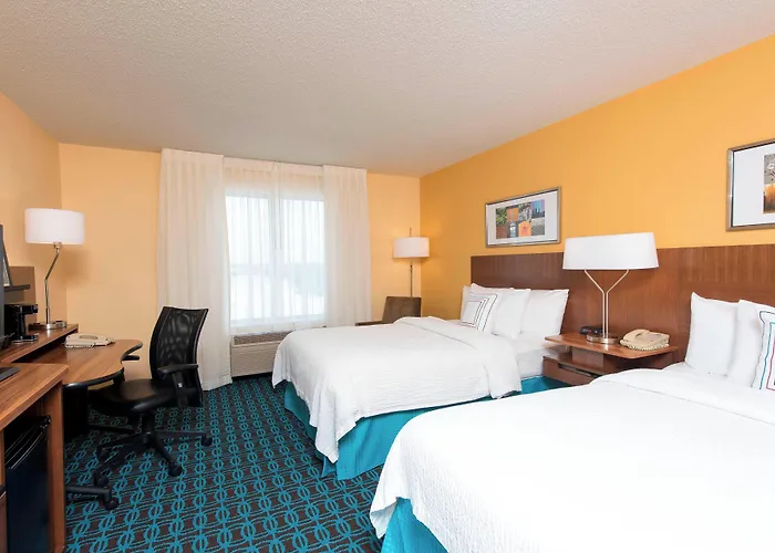 Hotel Fairfield And By Marriott Chicago St. Charles Saint Charles
