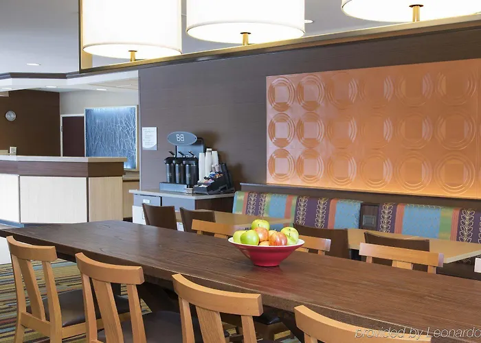 Hotel Fairfield And By Marriott Chicago St. Charles Saint Charles